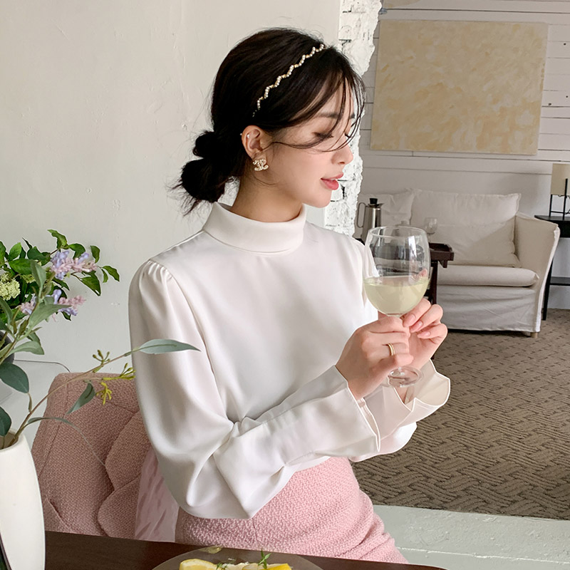 피오니 핀턱 커프스 하이넥 블라우스 벚꽃룩