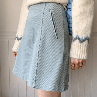 sk5322 포근한 착용감의 코듀로이 패브릭으로 완성된 A라인 미니 스커트 skirt