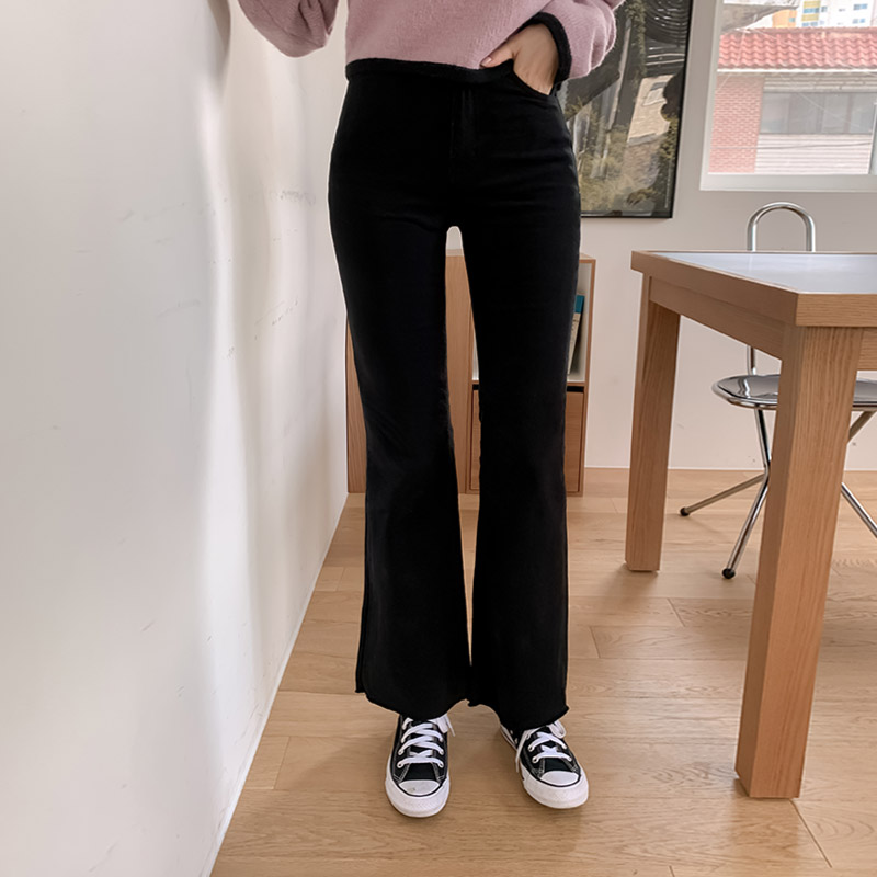 롱한 레그라인을 연출해 줄 기모 안감 하이웨스트 부츠컷 코튼 팬츠 pants 벚꽃룩