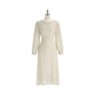 은은한 미니 플라워 패턴으로 완성된 백 리본 플레어 롱 원피스 dress