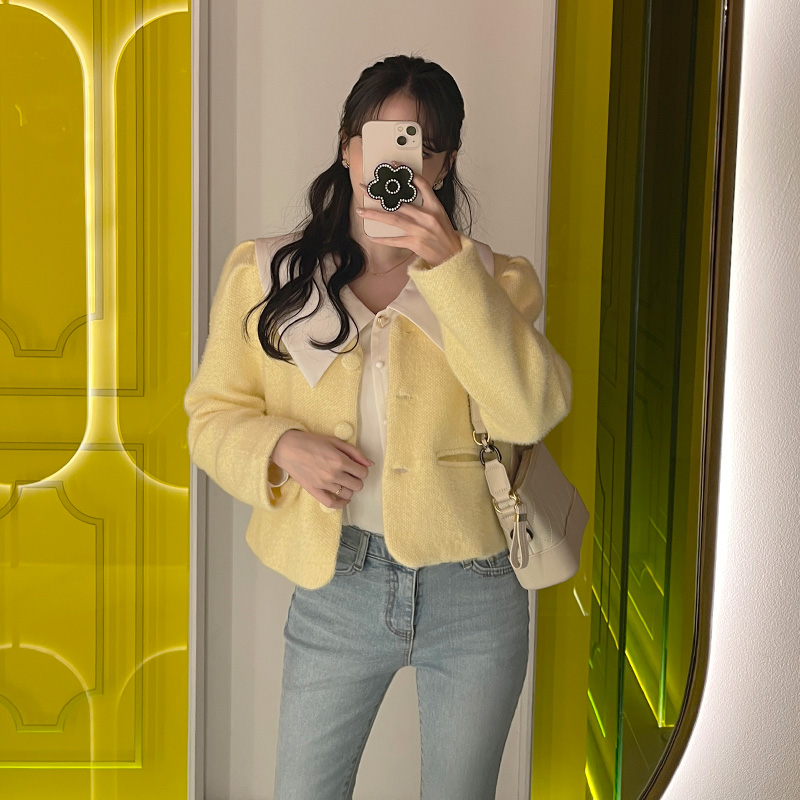 부드러운 텍스쳐의 버튼 포인트 세미크롭 노카라 자켓 jacket 벚꽃룩