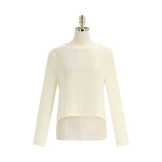 담백한 디자인의 플레인 크롭 블라우스 blouse