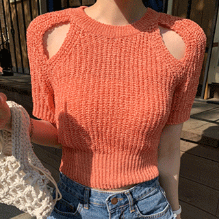 어깨 트임 디자인의 테잎사 반팔 니트 여름 knit