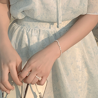 소녀감성의 진주장식의 비즈 팔찌 bracelet 벚꽃룩
