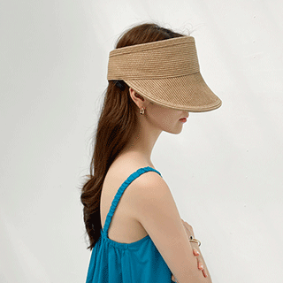 돌돌 말아 휴대할 수 있는 실용적인 라피아 썬캡 hat