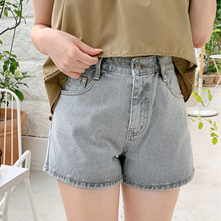 트렌디한 그레이 컬러 A라인핏 미니 데님 쇼츠 pants