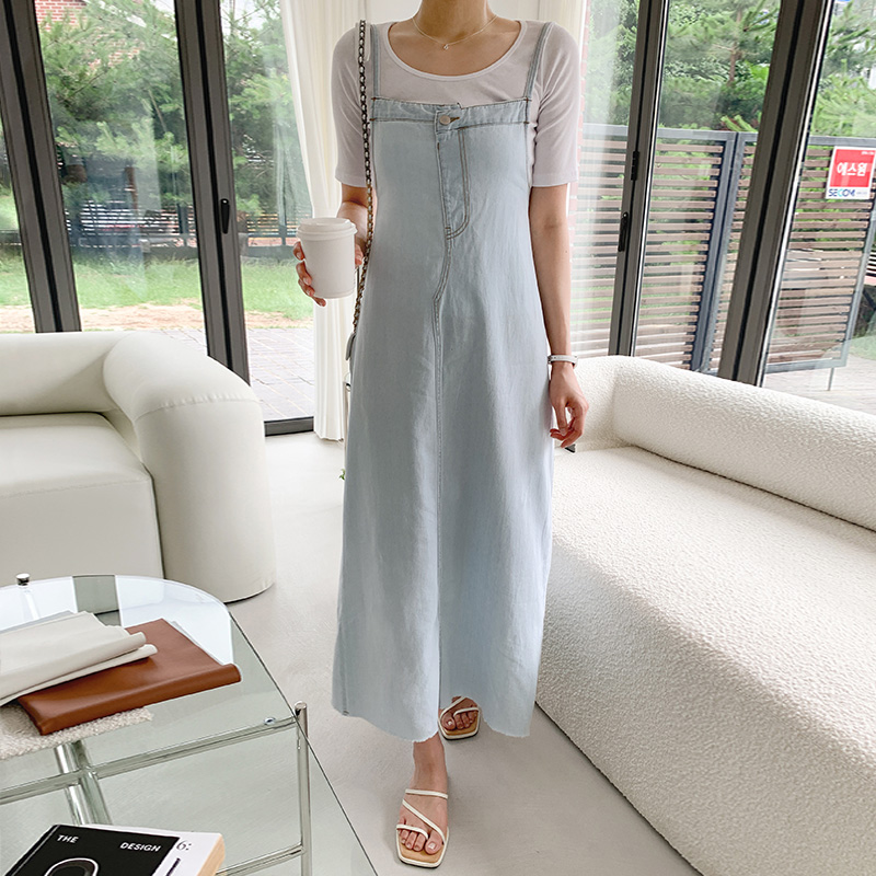 여성스러운 실루엣의 연청 데님 뷔스티에 롱 원피스 dress 원피스