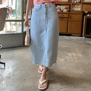 은은한 세로 워싱으로 시원해보이는 얇은 데님 스커트 skirt