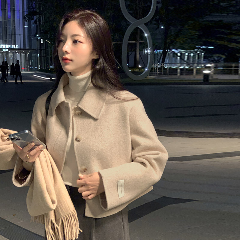 [울70%] 빌리 울 핸드메이드 크롭 자켓 벚꽃룩