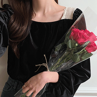 엘리자베스 레이스 숄더 벨벳 블라우스 blouse 벚꽃룩