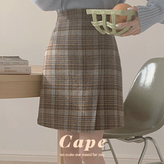 [울함유] 케이브 체크 미디 스커트 벚꽃룩