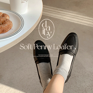 베이직 슬림앞코 소프트 페니로퍼 shoes 벚꽃룩