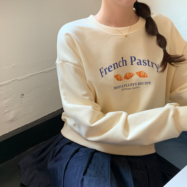 플러피 프린팅 크롭 맨투맨 tee