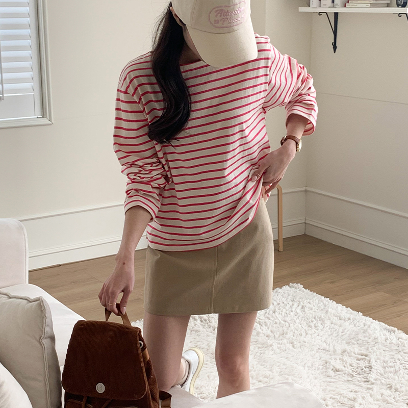 하트 자수 스트라이프 티셔츠