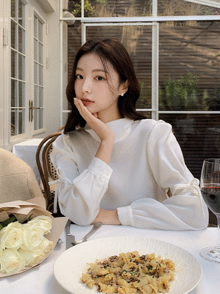 레일리 리본 소매 반목 기모 블라우스