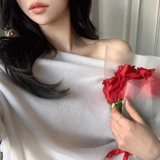 (겨울기모원단) 로엘 드레이프 오프숄더 셔링 니트