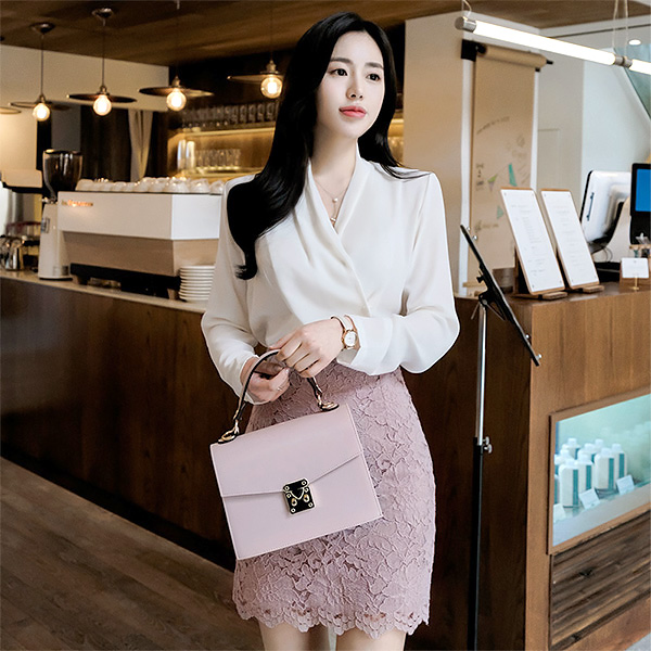 BS878 플라이앤유 blouse