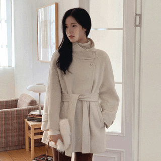 [울함유] (기획특가/고급미) 샤를린 핸드메이드 반하이 울 하프 코트