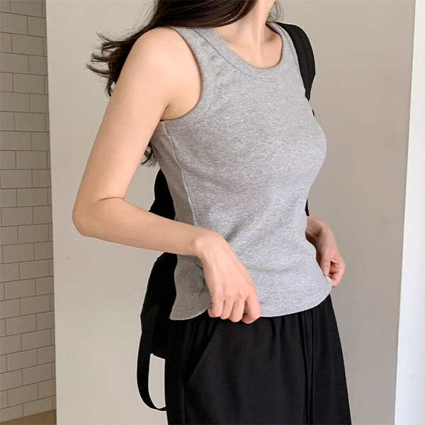 (MADE/부유방커버/쫀득골지/기본템) Petite Note No.11 플럼 골지 슬림 민소매 나시