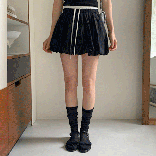 (속바지안감/하늘하늘볼륨핏) 미니에 호박벌룬 배색 밴딩 미니 스커트