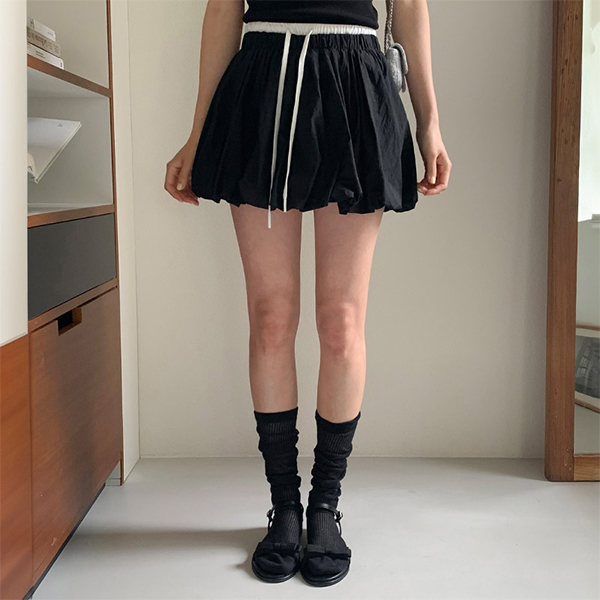 (속바지안감/하늘하늘볼륨핏) 미니에 호박벌룬 배색 밴딩 미니 스커트