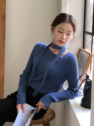 (브랜드디자인/타이탈부착) 폴린 타이 세트 언발넥 모헤어 골지 니트