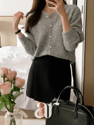 [울함유] (영롱진주♥/보들보들/클래식무드) 헬리스 진주 버튼 루즈핏 라운드 울 가디건