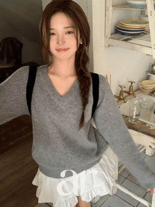 [5000장 돌파✨] [울함유] (2기장&3사이즈/소프트울♥) 쉐이드 세미크롭 롱 2기장 브이넥 울 니트