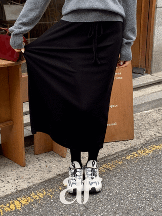 (쫀득한신축성*.*/체형커버) 르비안 허리 스트링 밴딩 맥시 롱 스커트