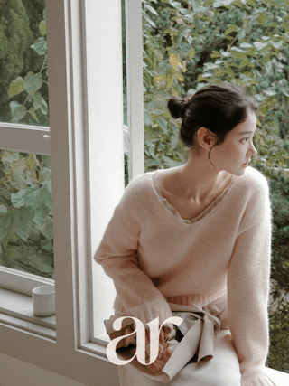 [울함유] (도톰폭닥/여리핏/로맨틱무드♥) 르네인 V넥 배색 쉬폰 레이스 풀오버 울 니트