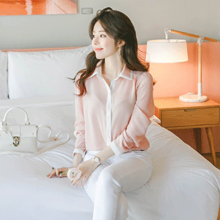 다양하게 활용하기 좋은 단정한 무드의 소프트 쉬폰 블라우스 blouse 벚꽃룩