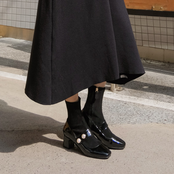 sh803 진주 스트랩 힐을 신은듯한 앵클 삭스 미들힐 부츠 shoes