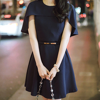 특별한 감성의 케이프 디자인 프린세스 절개 포인트 플레어 벨트 원피스 dress