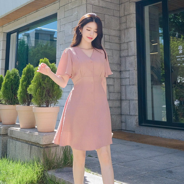 op5481 로맨틱한 셔링 디테일의 윙 소매 버튼 스트랩 원피스 dress