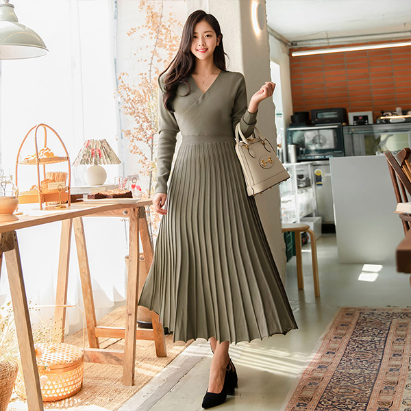 op6305 아름다운 플리츠 주름장식의 랩스타일 A라인 롱니트원피스 dress