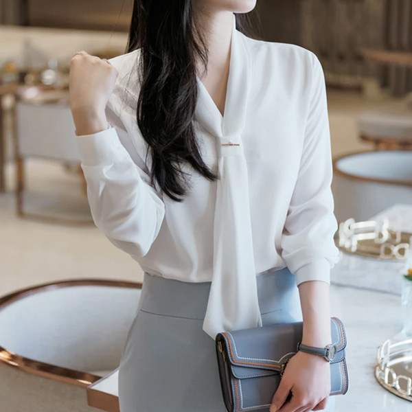 bs4159 세련미 넘치는 골드스틱바 포인트의 타이 블라우스 blouse