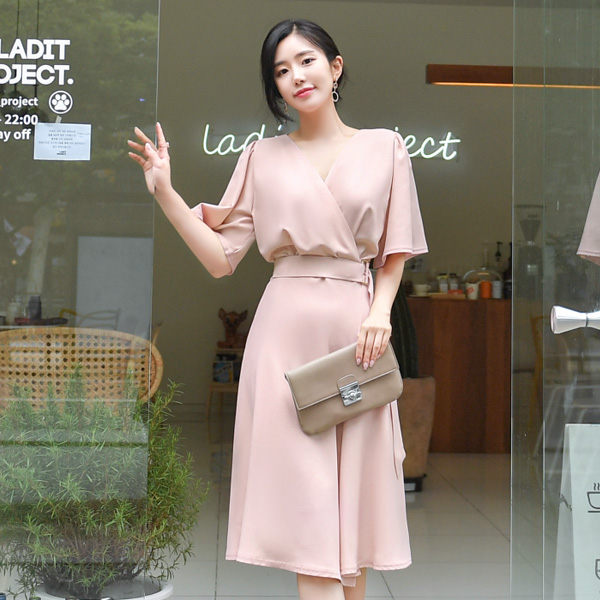 op7497 고급스러우며 로맨틱한 무드의 벨트세트 하프소매 브이넥 롱원피스 dress