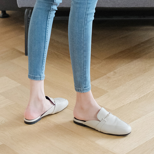 sh1579 발등 골드바 장식의 둥근코 블로퍼 슈즈 shoes