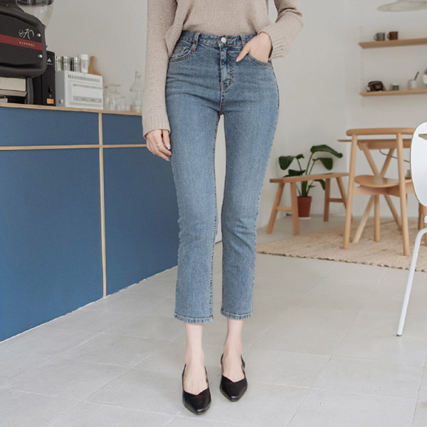 ps1866 부드러운 가을 코디를 완성하는 소프트 미들톤의 일자핏 9부 데님팬츠 pants