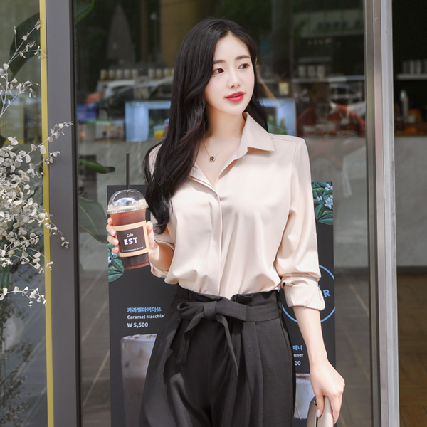 bs4574 톡톡하고 소프트한 패브릭의 브이넥 오픈카라 블라우스 blouse
