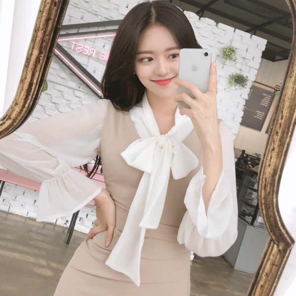 bs4586 로맨틱 시크 감성의 리본타이장식 프릴소매 쉬폰 블라우스 blouse