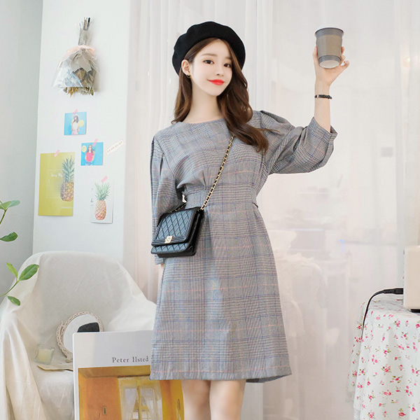 op7628 로맨틱한 핀턱 디테일의 클래식 체크패턴 스트랩 원피스 dress