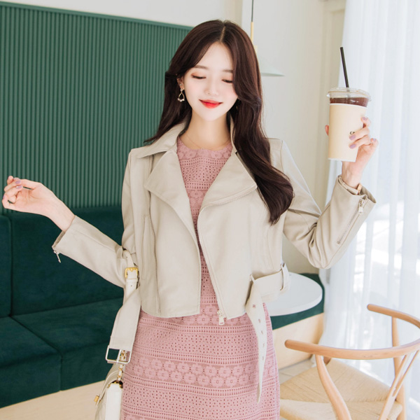 jk973 뛰어난 가성비로 퀄리티있게 제작된 벨티드장식 페이크 레더 자켓 jacket