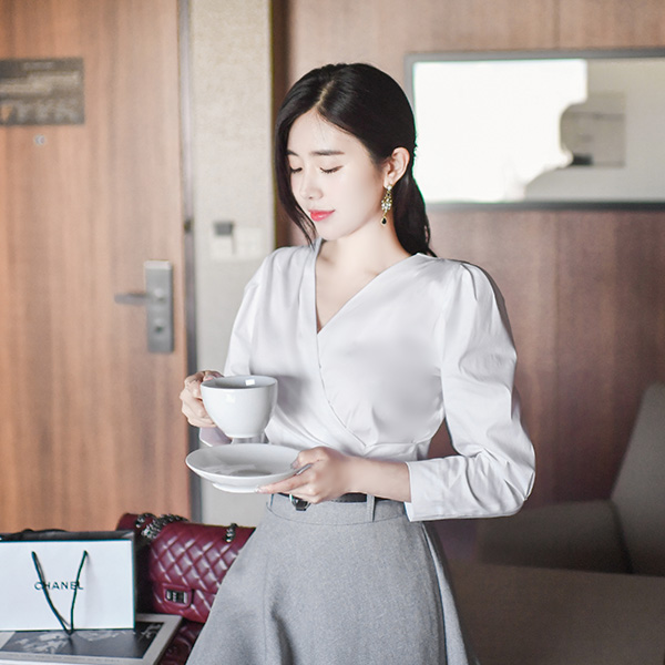 bs4645 닮고 싶은 워너비 오피스룩의 정석 랩셔링 디자인의 슬림핏 코튼블라우스 blouse