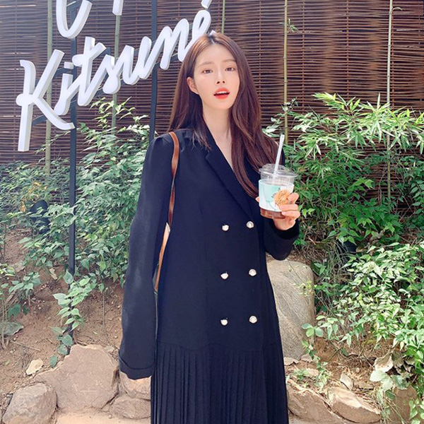 op7717 모던한 더블 진주 단추 포인트의 자켓형 플리츠 원피스 dress