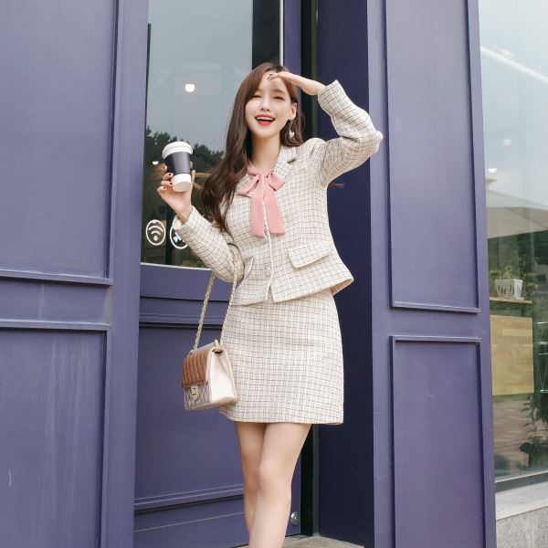 jk996 고급 트위드 패브릭의 테일러드 미니 자켓과 H라인 스커트 세트 two piece set