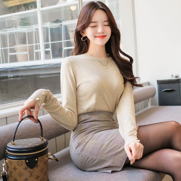 nt1896 오색빛깔 14가지 컬러구성의 소매끝 금장단추 포인트 라운드넥 니트티셔츠 knit