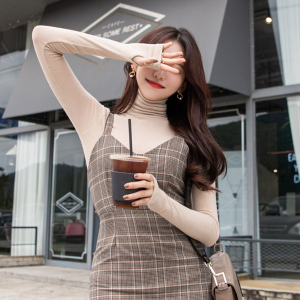 ts1836 유니크한 워머 디테일로 손등까지 따뜻하게 감싸주는 쫀쫀 하이넥 슬림 티셔츠 tee