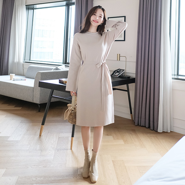 op7942 따뜻 도톰한 원단의 베이직 라운드넥 벨트세트 니트원피스 dress