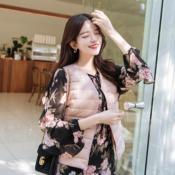 vs148 아우터 속에 쏙 입기 좋은 유넥, 브이넥 2WAY 연출 가능한 초경량 덕다운 베스트 vest